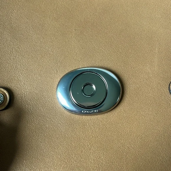 RARE Asia exclusive Coach Western Tabby Honey Brown - Picture 4 of 10